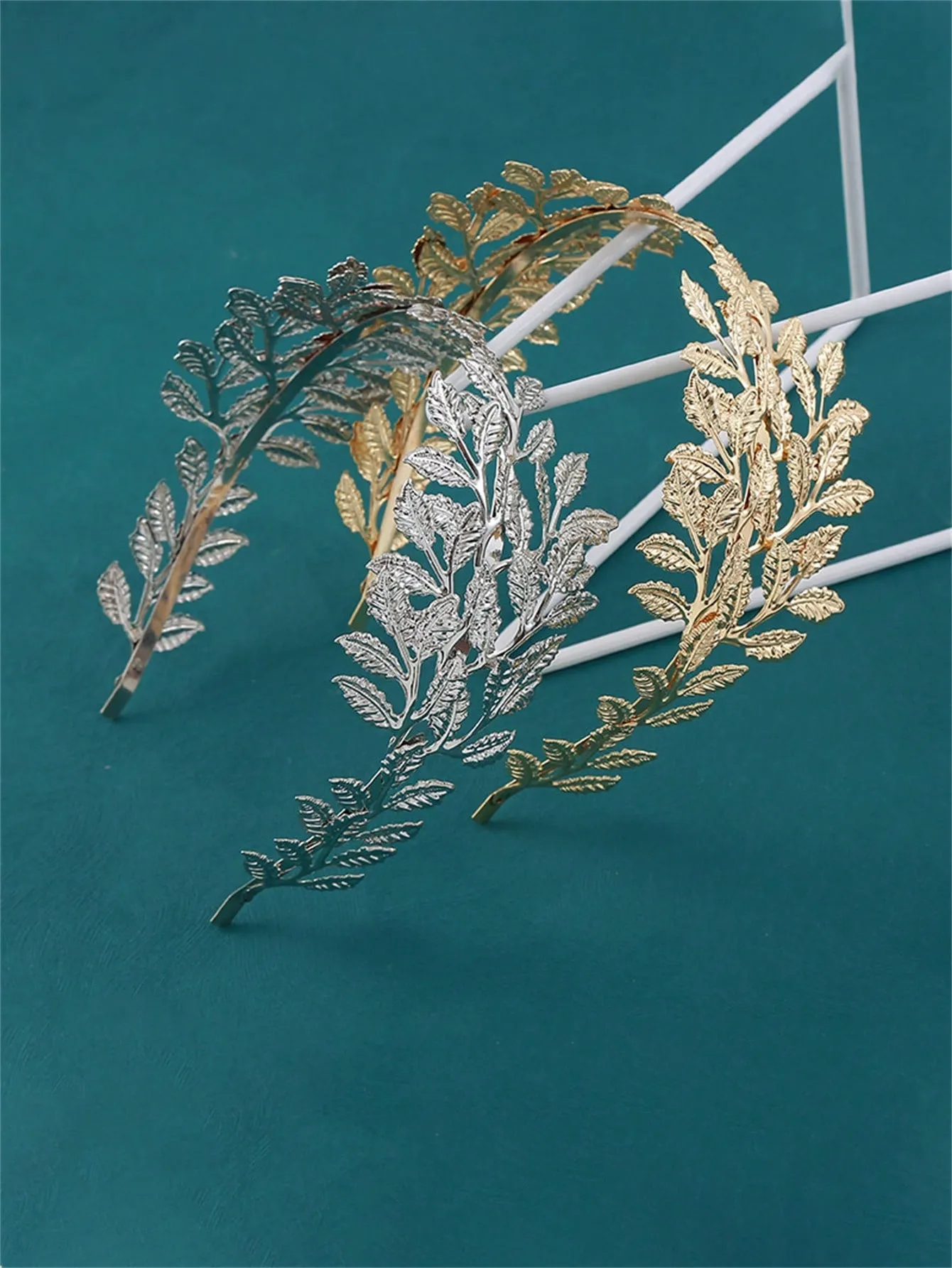 1pc Golden Leaf Headband Baroque Retro Gold Olive Leaf Crown Hair Hoop For Women Girls Wedding Queen Daily Use Hair Accessories