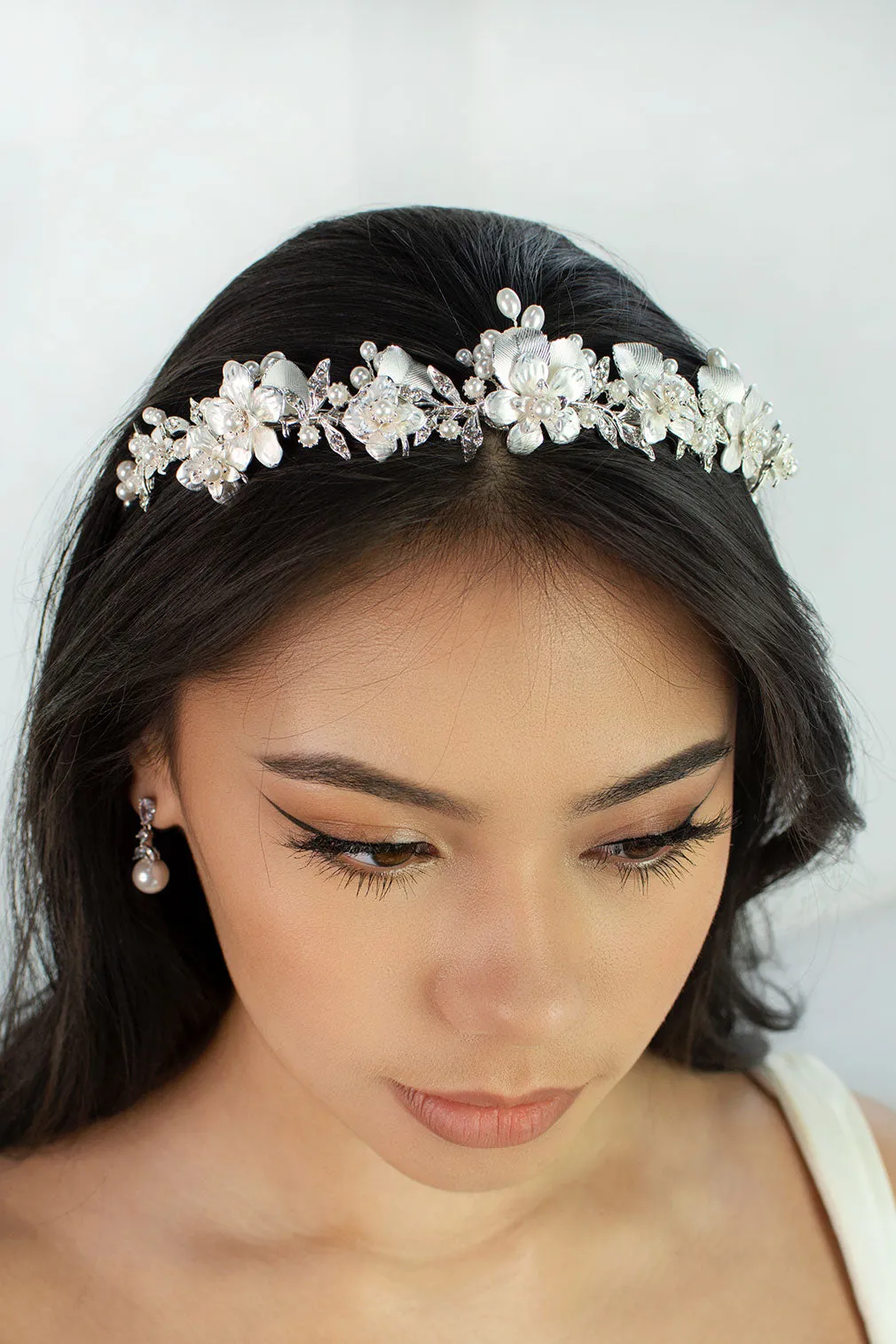 Windsor Bridal Louise Crown, Silver Pearl